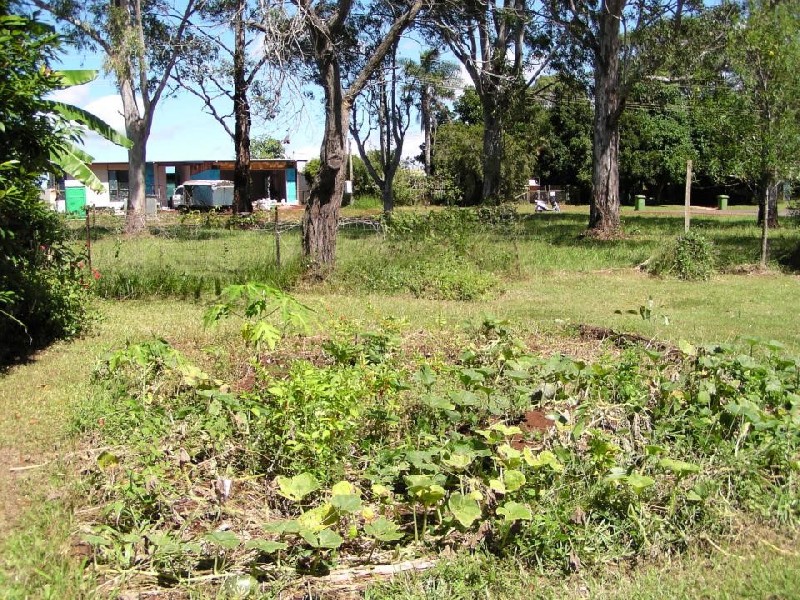 1 Con Street, Macleay Island QLD 4184