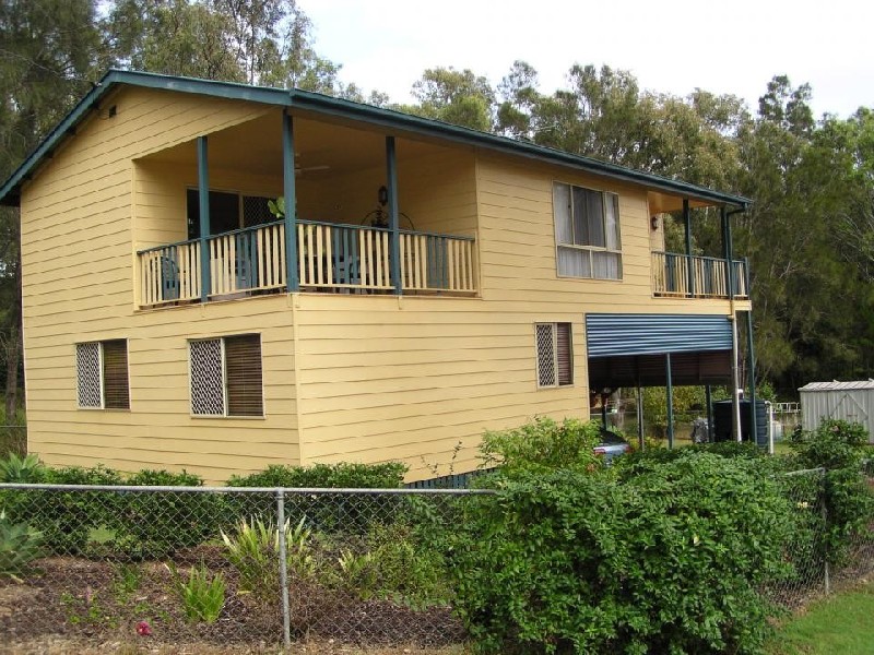 192 Lucas Drive, Lamb Island QLD 4184