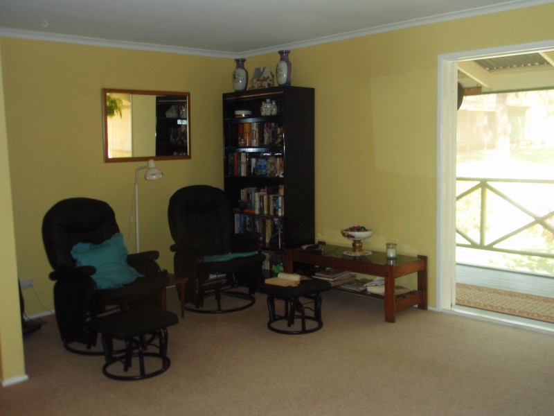 2 Boxwood Street, Lamb Island QLD 4184