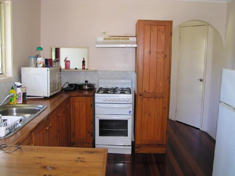 12 Udara Street, Macleay Island QLD 4184