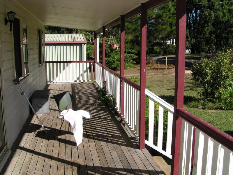 12 Udara Street, Macleay Island QLD 4184