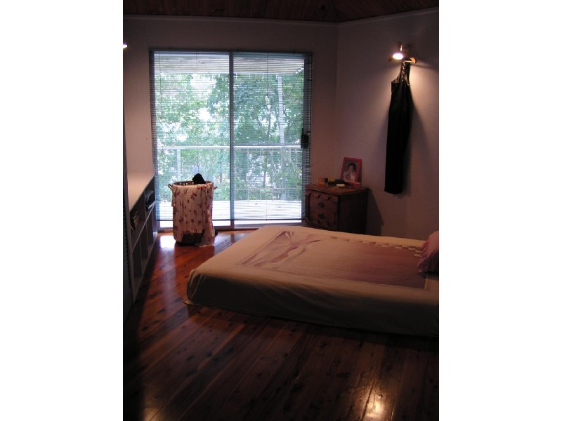 21 Michael Avenue, Lamb Island QLD 4184