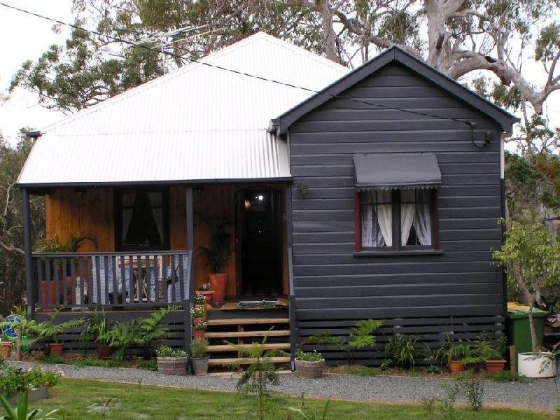 14 Timothy Street, Macleay Island QLD 4184