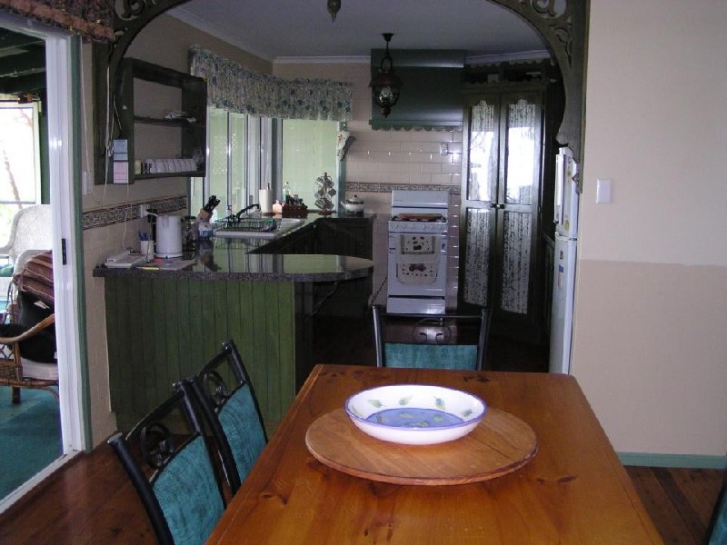 79 Perulpa Drive, Macleay Island QLD 4184