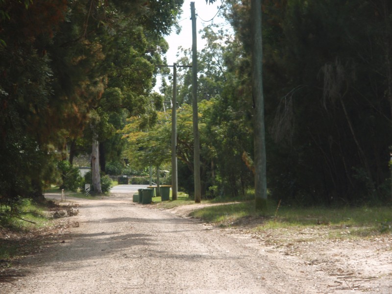 16 President Terrace, Macleay Island QLD 4184