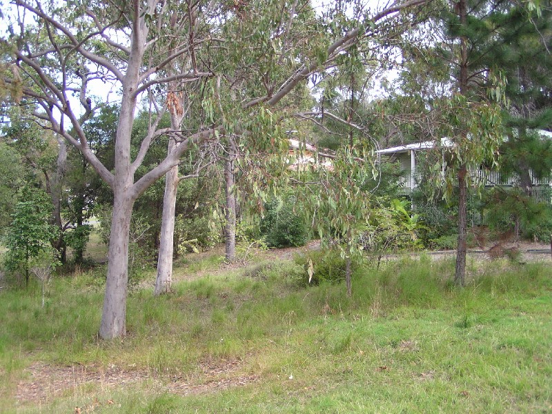 26 Warama Street, Macleay Island QLD 4184