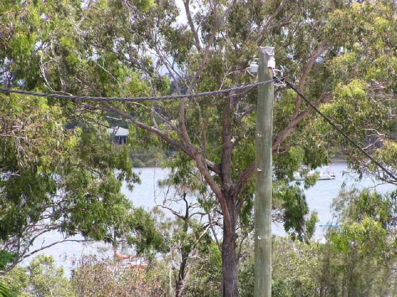 18 Melaleuca Drive, Lamb Island QLD 4184