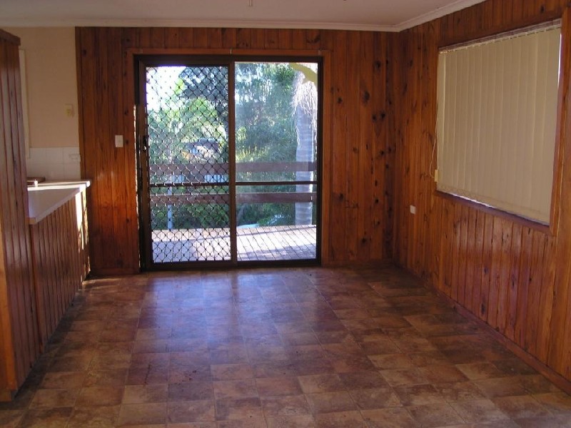 18 Melaleuca Drive, Lamb Island QLD 4184