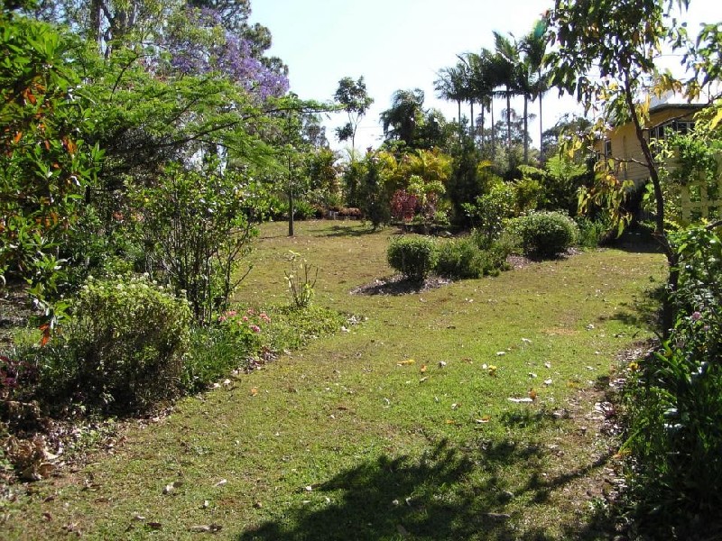 62 Perulpa Drive, Lamb Island QLD 4184