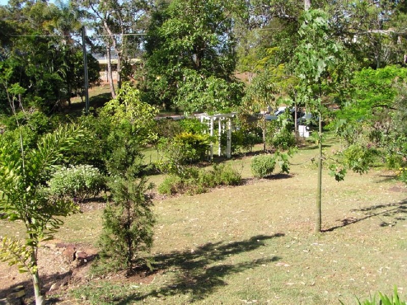 62 Perulpa Drive, Lamb Island QLD 4184