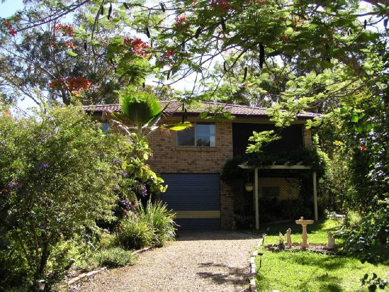 24 Wyena Avenue, Lamb Island QLD 4184