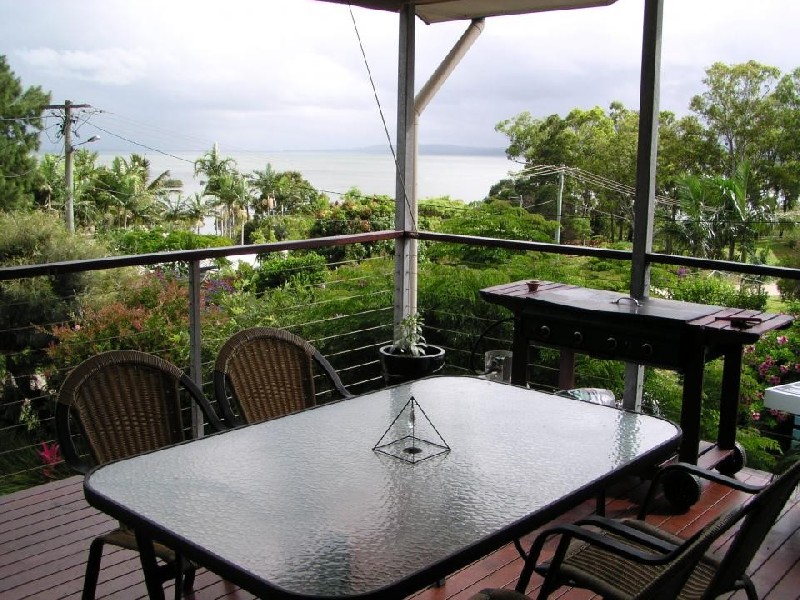 74 Perulpa Drive, Lamb Island QLD 4184