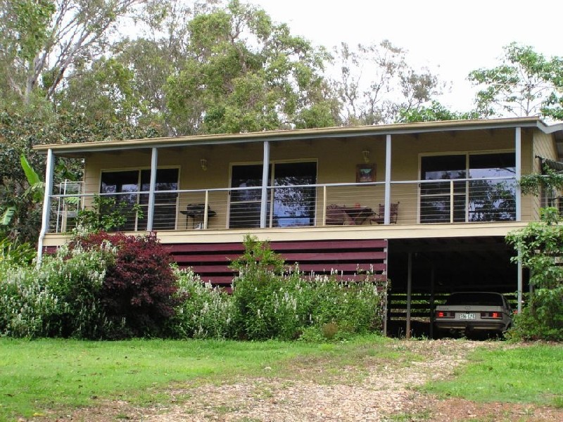 60 Perulpa Drive, Lamb Island QLD 4184