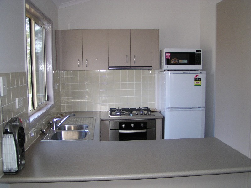 28 Cooee Crescent, Macleay Island QLD 4184