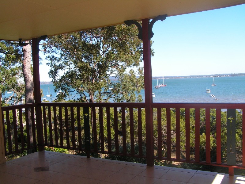 47 Coondooroopa Drive, Macleay Island QLD 4184