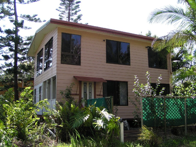 152 Treasure Island Avenue, Karragarra Island QLD 4184