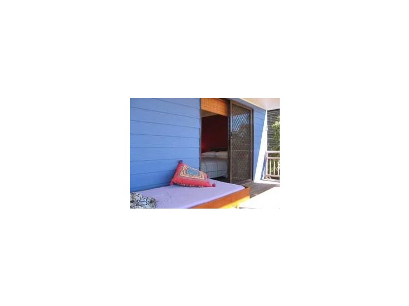60 The Esplanade, Karragarra Island QLD 4184