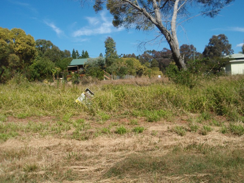 2 Daku Court, Macleay Island QLD 4184