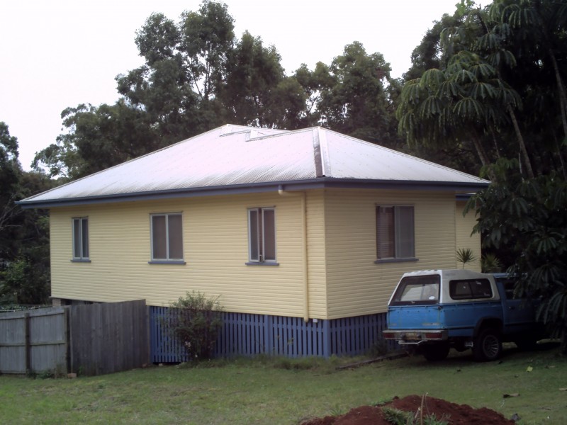 13 Michael Street, Macleay Island QLD 4184