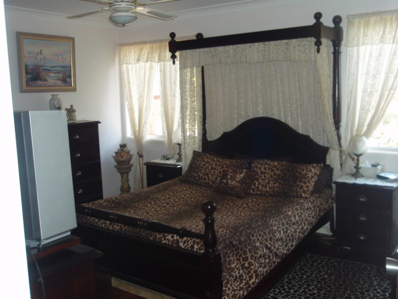 17 Coorong Street, Macleay Island QLD 4184