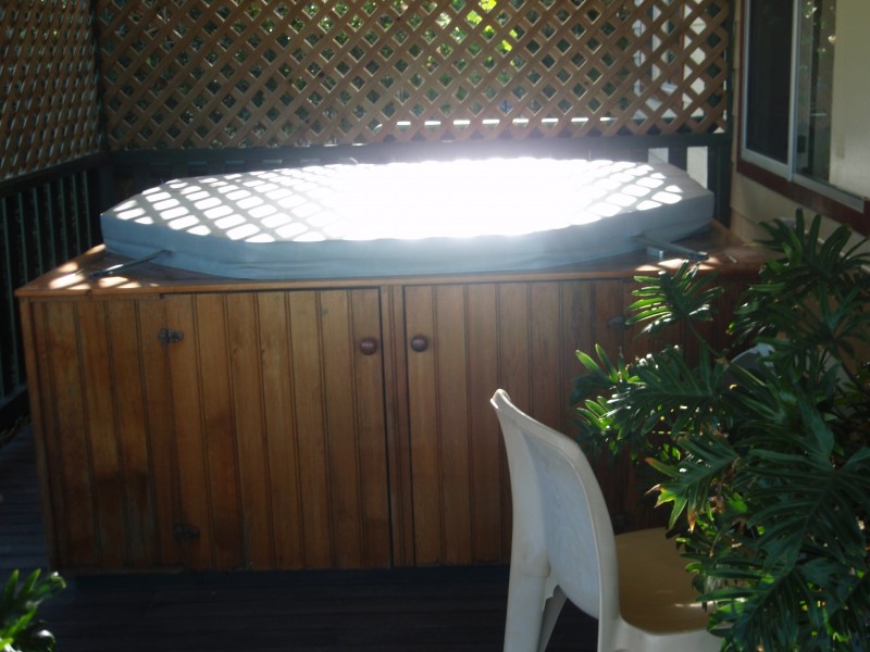 17 Coorong Street, Macleay Island QLD 4184