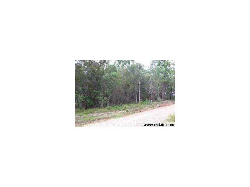 16 Bruce Street, Lamb Island QLD 4184