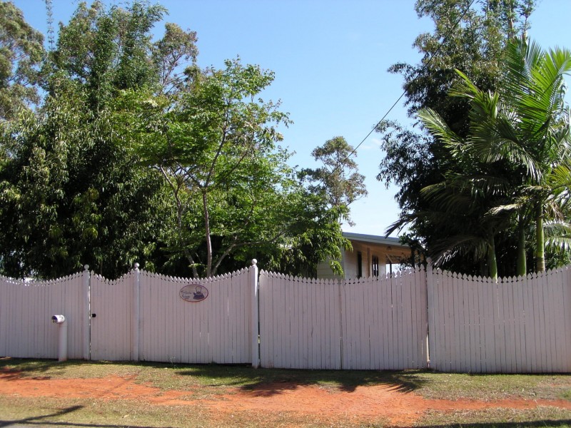 60 Treasure Island Avenue, Karragarra Island QLD 4184