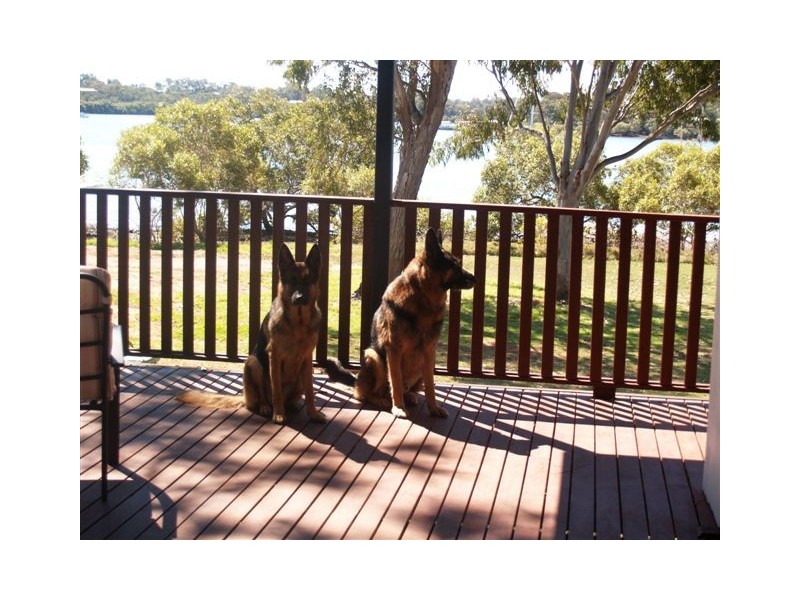 78 The Esplanade, Karragarra Island QLD 4184