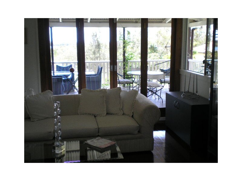 64 Charles Terrace, Macleay Island QLD 4184