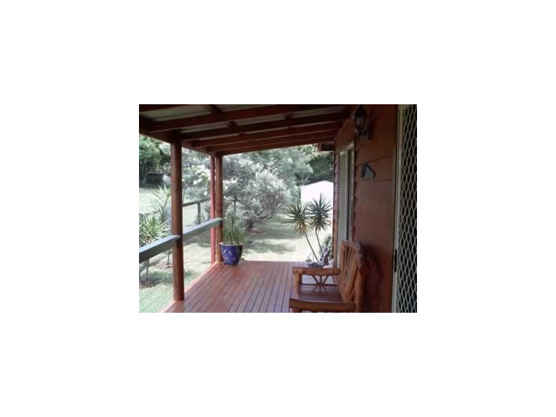 7 Wren Street, Macleay Island QLD 4184