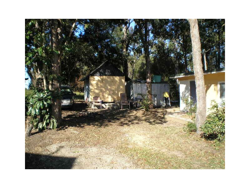 46 High Central Road, Macleay Island QLD 4184
