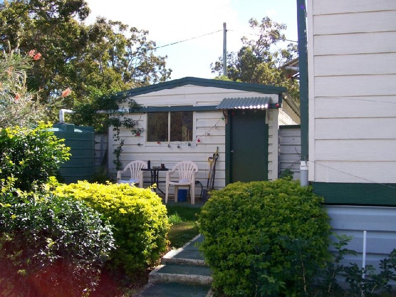 2 Belar Street, Lamb Island QLD 4184