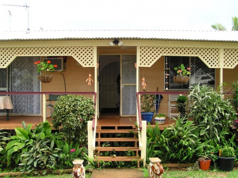 3 Rest Haven, Lamb Island QLD 4184