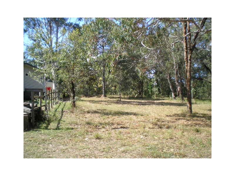 28 Alexander Street, Macleay Island QLD 4184