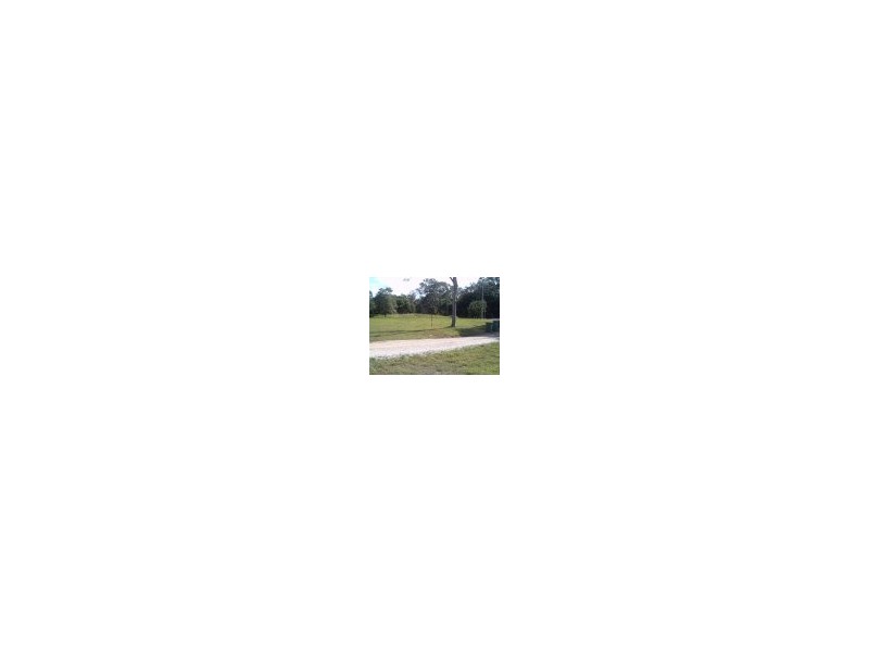 14 Betty Street, Macleay Island QLD 4184