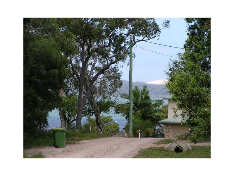 32 Morwong, Macleay Island QLD 4184