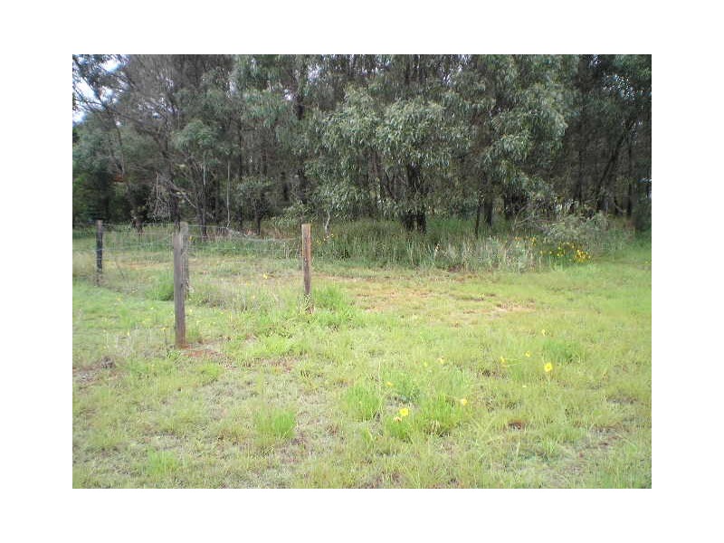 110 High Central Road, Macleay Island QLD 4184