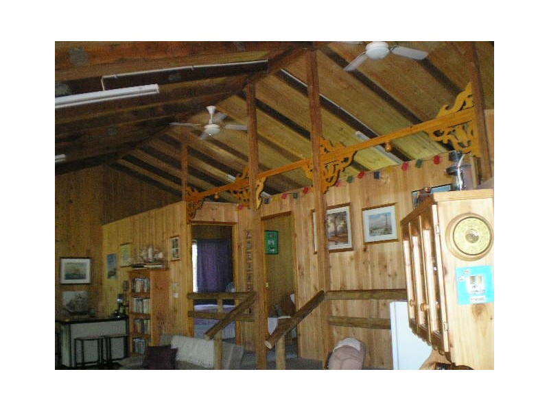 21 Arthur Street, Macleay Island QLD 4184