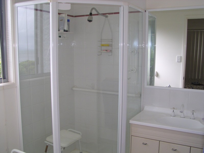 74 Perulpa Drive, Lamb Island QLD 4184