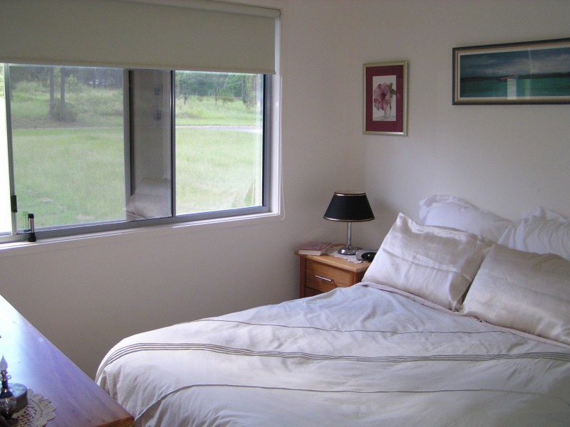 74 Perulpa Drive, Lamb Island QLD 4184