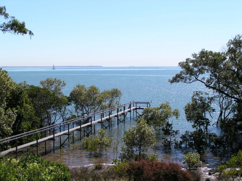9 Lovell, Lamb Island QLD 4184