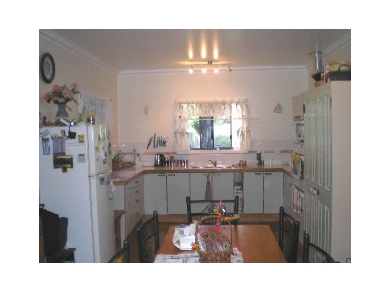 36 Pier Haven, Lamb Island QLD 4184