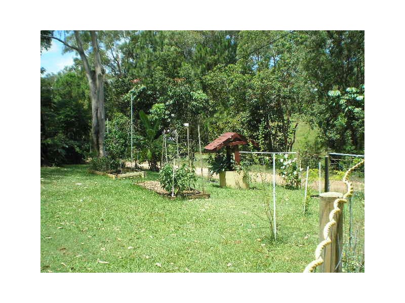 36 Pier Haven, Lamb Island QLD 4184