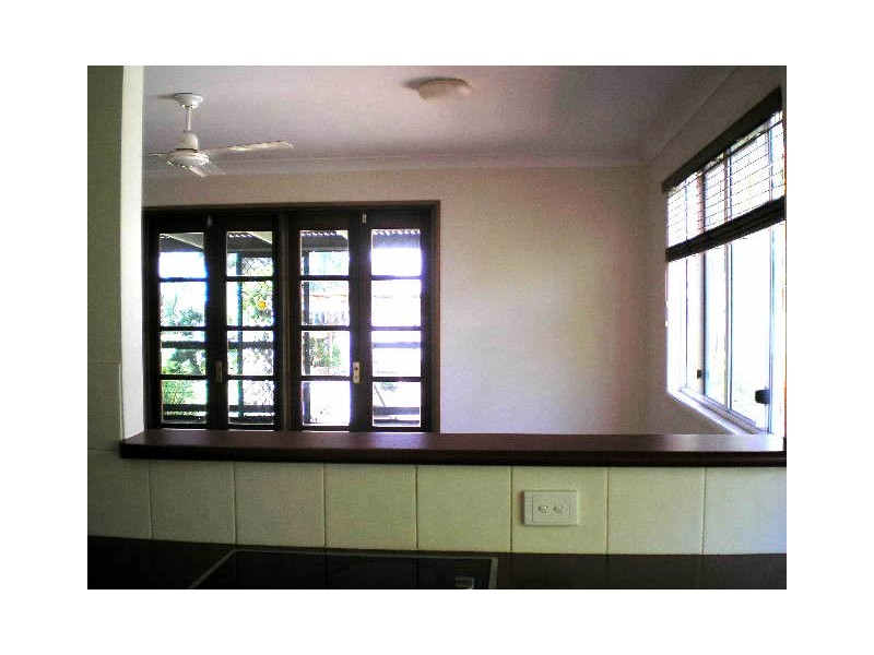 130 Western Road, Macleay Island QLD 4184