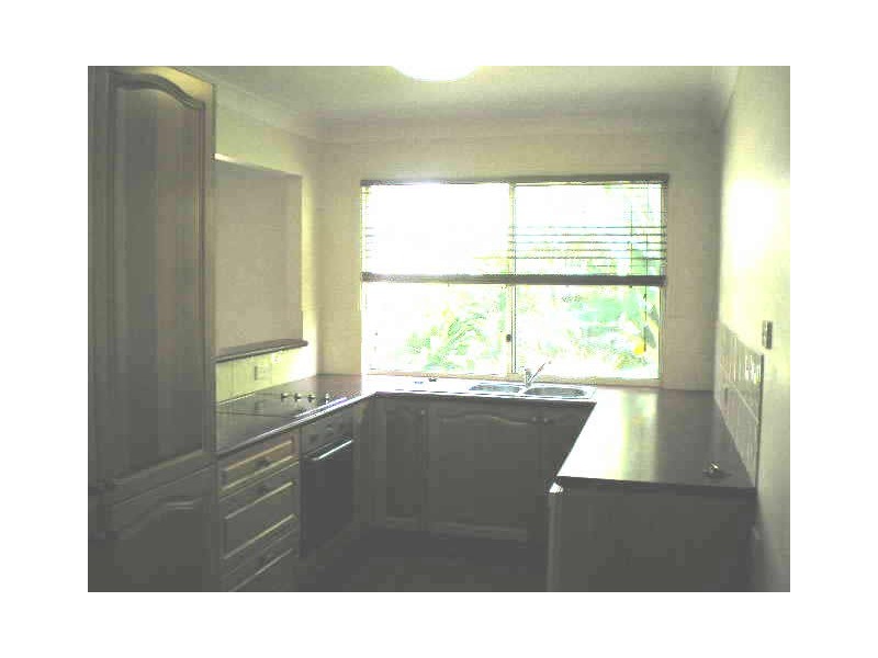 130 Western Road, Macleay Island QLD 4184