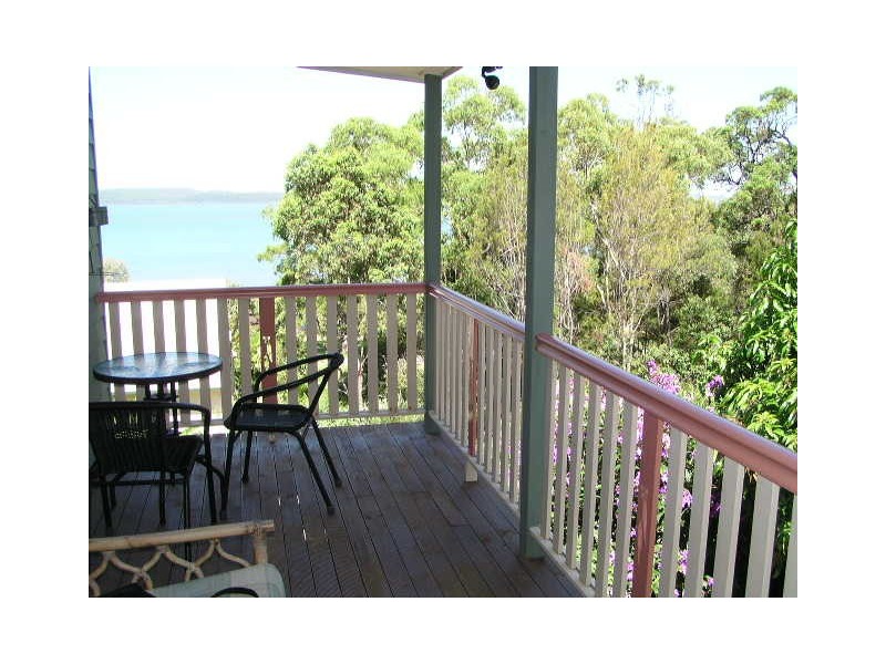 29 Leanne Street, Macleay Island QLD 4184
