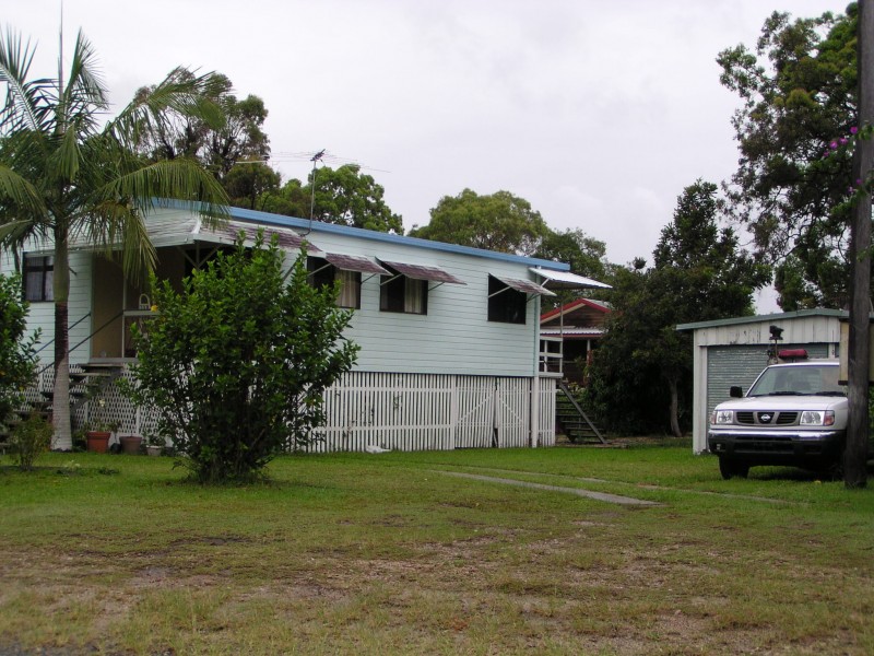 24 Udara Street, Macleay Island QLD 4184