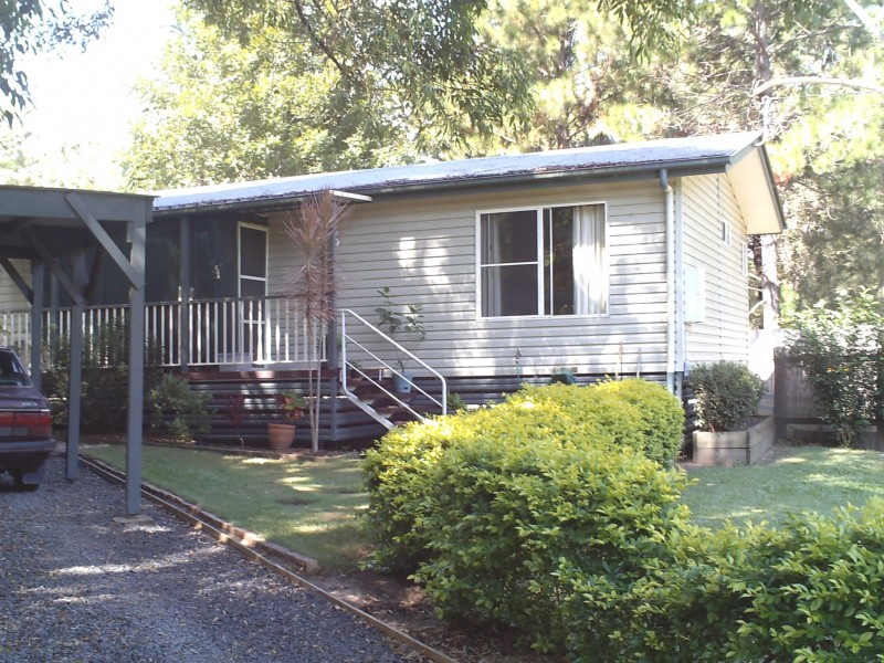 26 Alexander Street, Macleay Island QLD 4184
