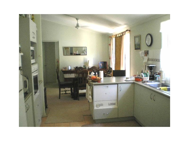 26 Alexander Street, Macleay Island QLD 4184