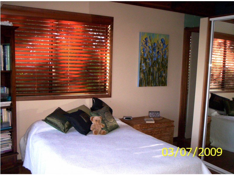 68 Treasure Island Avenue, Karragarra Island QLD 4184